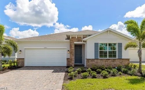 Coral Bay home exterior