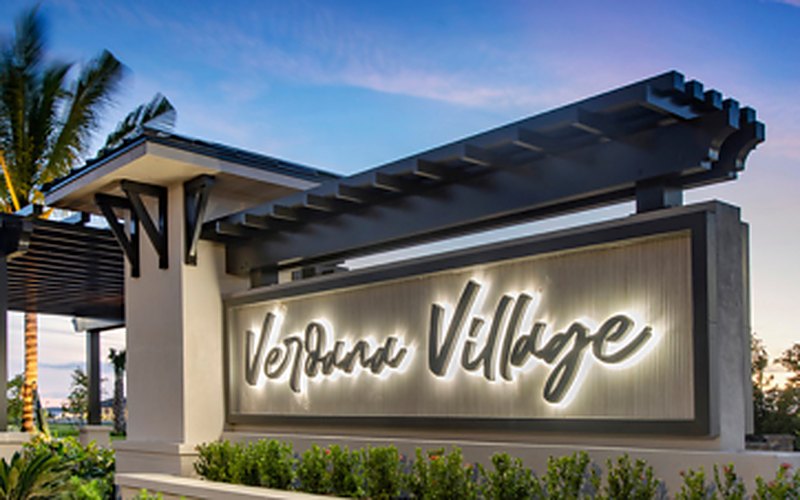 Verdana entrance sign