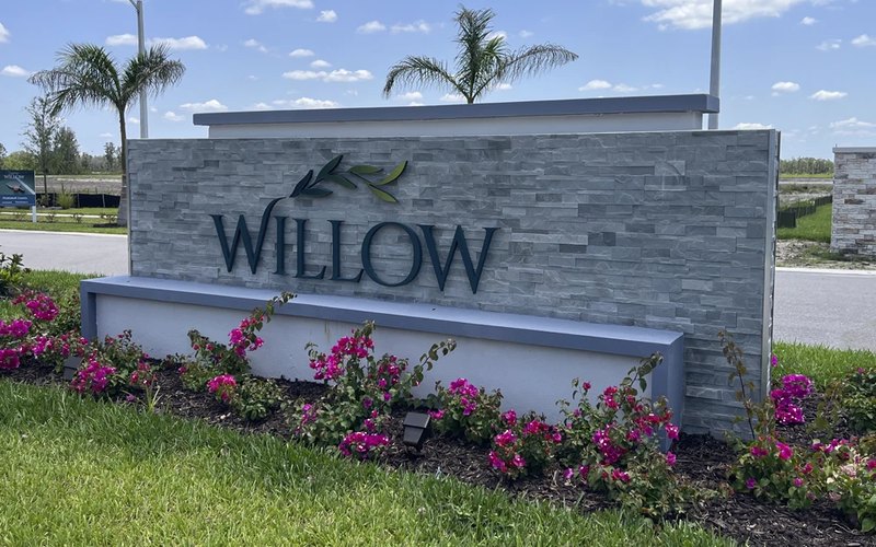 Willow entrance sign